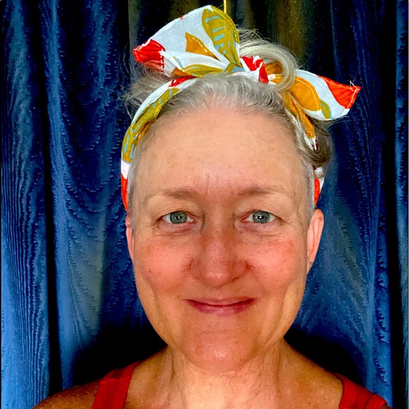 Hi I’m Virginia an interior designer by trade. A DIYer & fashion nut for fun 👋 - Picture 1 of 9